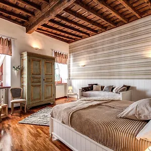 colosseo-miracle-suite.it-romehotels.com/